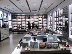 -CHARLES&KEITH(城西银泰店)