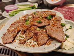 -梨花甄选自助烤肉(小寨原力场店)