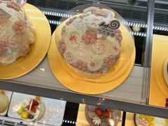 -花花卷卷·鲜食蛋糕(静安久光百货店)