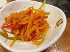 -喇喇排骨火锅·传统韩式脊骨汤(望京西园总店)