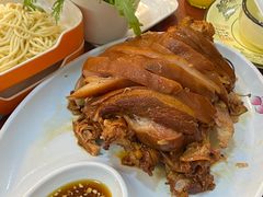 -聚首堂·特色小吃·肘子(什刹海德胜门店)