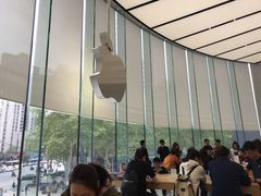-Apple零售店(新街口店)
