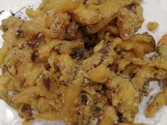 干炸鲜蘑-一块豆腐·海鲜·家常菜(李沧书院路店)