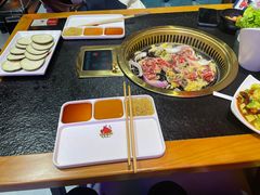 -牛鲜盛齐齐哈尔烤肉(曹路店)