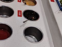 -钢管厂五区小郡肝串串香火锅(梅川路店)
