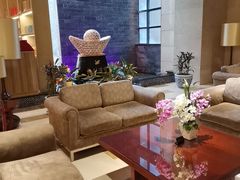 -锦龙国际酒店(天津奥体中心华苑地铁站店)