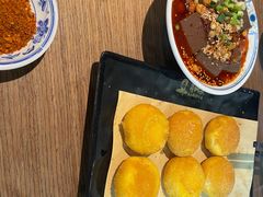 -肖四女乐山跷脚牛肉(世博源店)