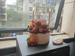 -半勺舒舒生日蛋糕店