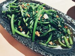 炝炒地瓜叶-山石榴·贵州菜(丰盛里店)