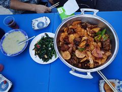 -尕有炕锅烤羊肉