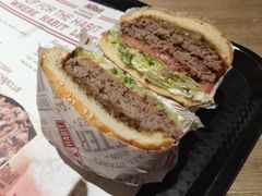 -The Habit Burger Grill 哈比特汉堡(复兴soho店)