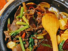 -沙胆彪炭炉牛杂煲(上海日月光广场店)