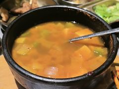-草家酱蟹炭火烤肉店(珲春南路一店)