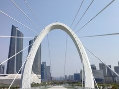 -南京眼步行桥