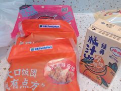 -全家便利店(王府井大街店)