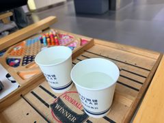 -视野联行眼镜•蔡司•依视路(温江店)