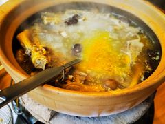 -明姨仔潮汕美食·碳炉猪脚·汕尾牛腩饭·起片鸡煲(起义路店)