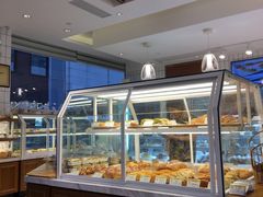 面包甜点陈列柜-老大昌(淮海中路店)