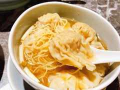 -港丽餐厅