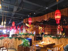 大堂-老滇山寨•云南特色菜•地方菜•民族风情歌舞表演(金碧店)