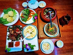 -八木轩·寻味大理白族民俗餐厅(文献路店)