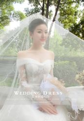 -艾米丽婚纱礼服