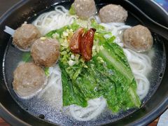 牛杂粿条汤-雄记·揭阳桐坑牛肉店(建华路店)