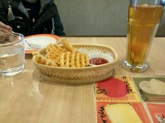 -必胜客(WOW南雄店)