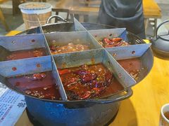 -白乐天毛肚火锅馆(南滨路店)