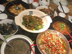 -费大厨辣椒炒肉(高铁吾悦广场店)