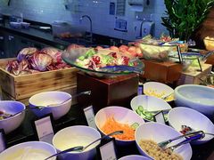 自助调料区-OPEN開全日自助餐厅·西餐·海鲜(佛山希尔顿酒店)