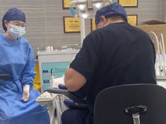 -上海仁爱医院口腔科 · 种植