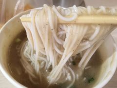 -汪记鲜鱼糊汤粉(沈阳路总店)