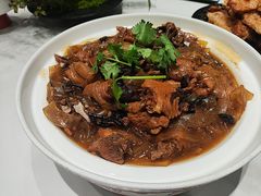 -红东阁东北菜烤肉酒馆(CROSS万象汇店)