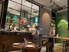 -MOMENTI手工意面(晶耀前滩店)