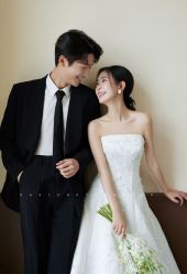 -卡兹摄影STUDIO婚纱摄影(文化路万达店)