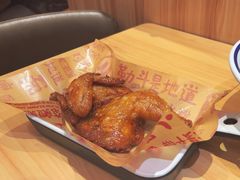 -遇见小面(万科金融中心店)