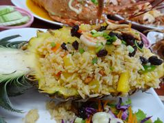 菠萝饭-班赞海鲜市场