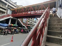 -瓦洛洛传统市场
