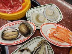 -四囍码头海鲜烧烤自助火锅(外滩南京东路悦荟广场店)