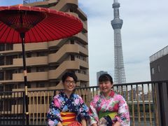 -东京都浅草樱花和服租赁店