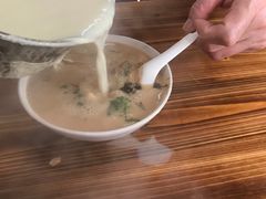 -云南大锅豆浆店