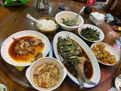 -芦茨金富饭庄·25年老字号·专做稻草鸡