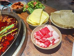 -四小区火锅·巷子里的重庆火锅(花照壁店)