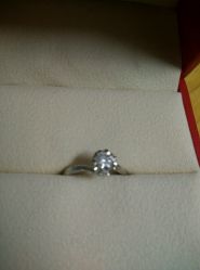 -威德钻石-克拉钻大本营(南京东路店)