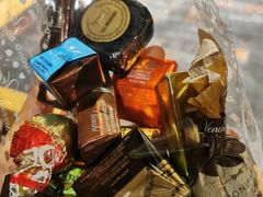 -VENCHI 闻绮(北京国贸商城店)