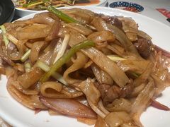 干炒牛河-望海臻鲜·海鲜餐厅