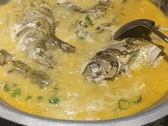 -巴陵全鱼席(湖南老字号汴河街店 )