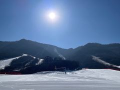 -鳌山滑雪度假区