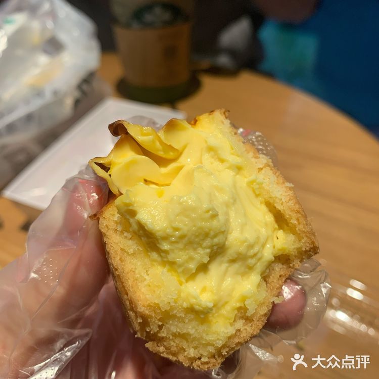 亲测好吃😋鲍师傅的盘塔可以冲[胜利]泡芙也冲啊